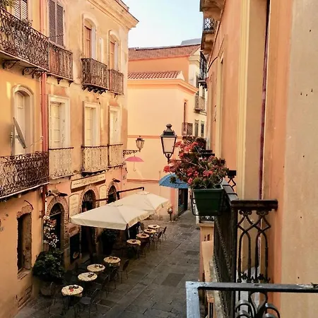Apartament Nel Cuore Del Centro Storico Con Comfort E Stile