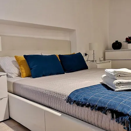 Apartament Nel Cuore Del Centro Storico Con Comfort E Stile